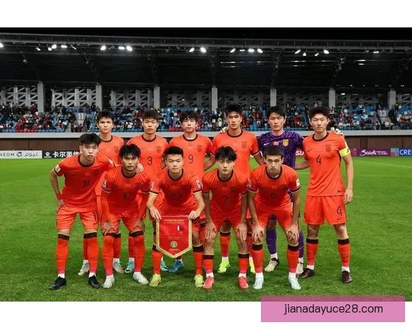 波兰U20力克罗马尼亚U20 1比0晋级，展现出色防守与进攻配合